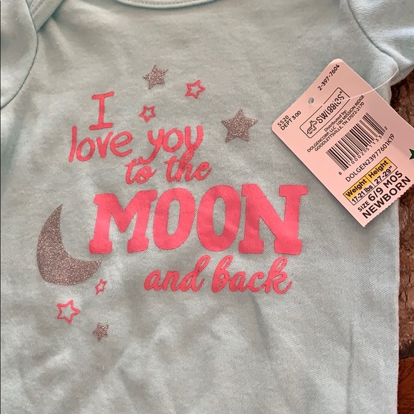 Swiggles 6-9 Months Girl Onesie. - Picture 3 of 3